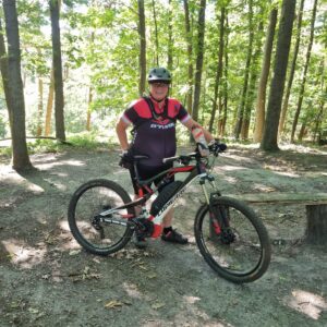 Yvonne Damen met fietsbril op sterkte met leesgedeelte