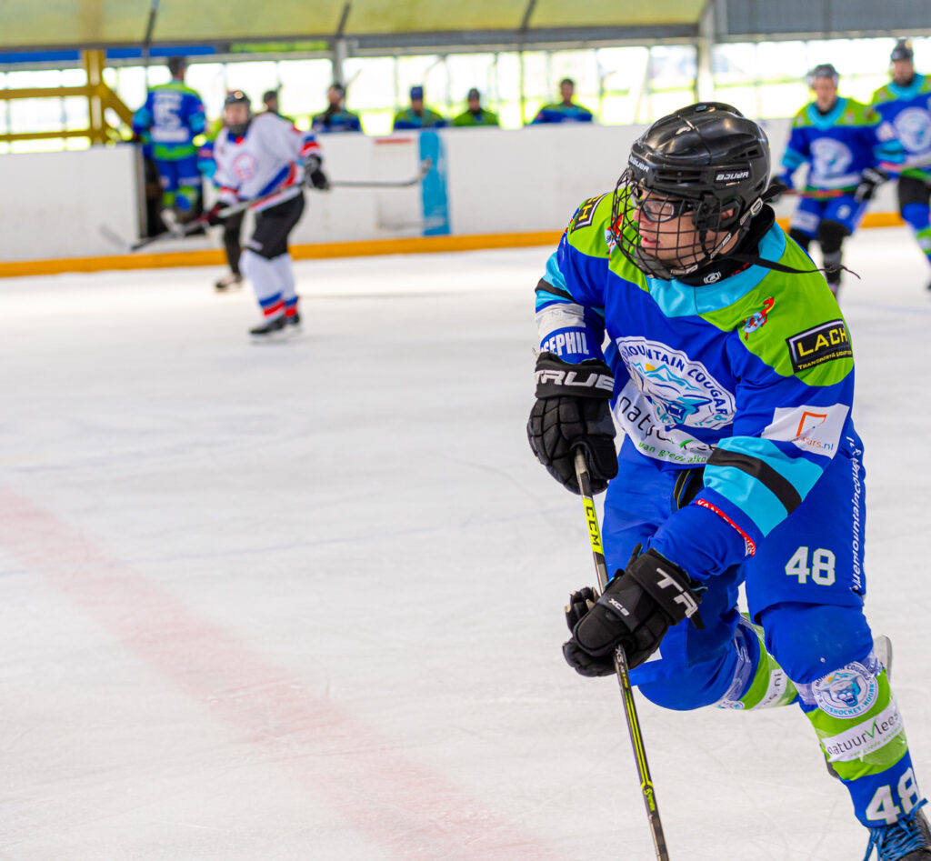 Jeroen Klappen met zijn ijshockey sportbril op sterkte